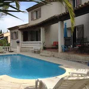 Saint Esprit Bed & Breakfast